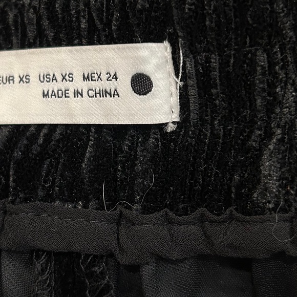 Zara size 24 (XS) velvet black pants - Picture 8 of 9
